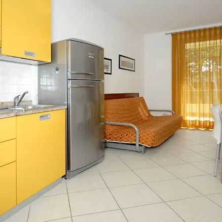 Luminous Flat With Shared Garden Next To The Sea Bibione
